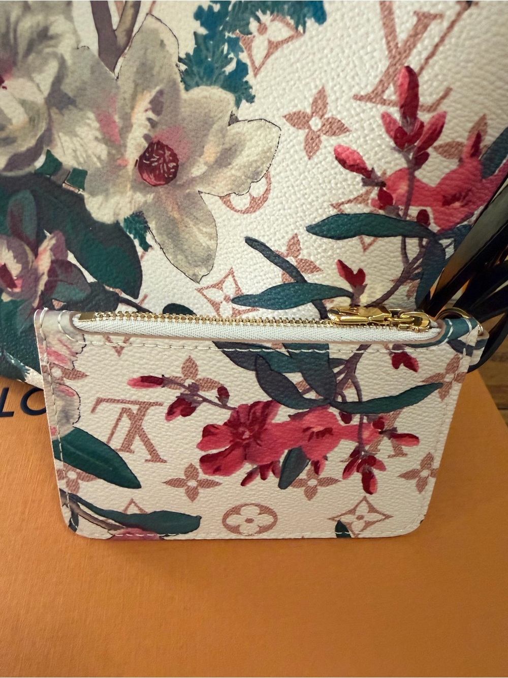 ❤️ Louis Vuitton LV Monogram Eden All In Bag - Picture 6 of 10